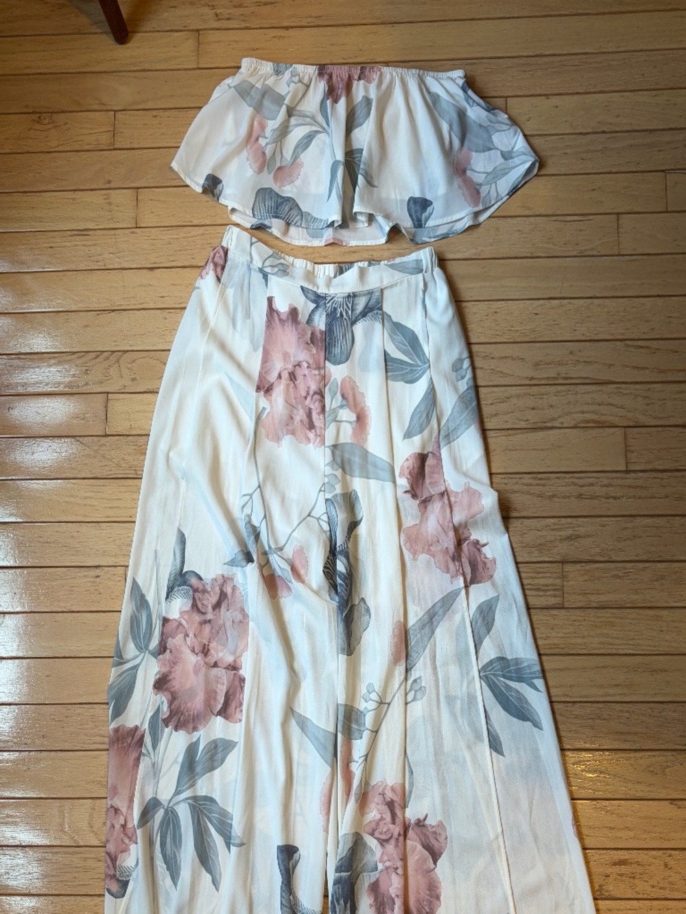 L'atiste 2 Piece Set